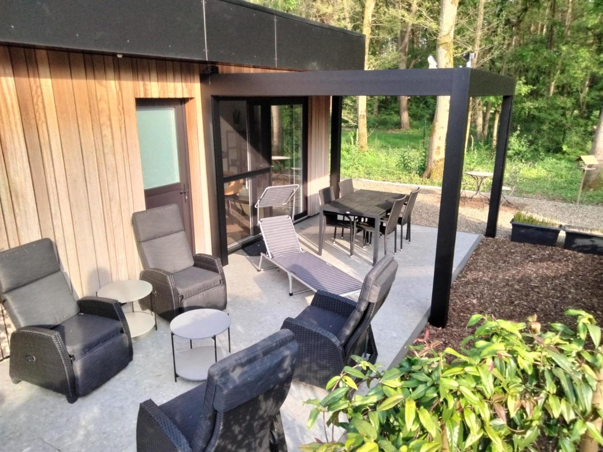 Theressa - Free Wifi En Netflix Zutendaal Exterior photo