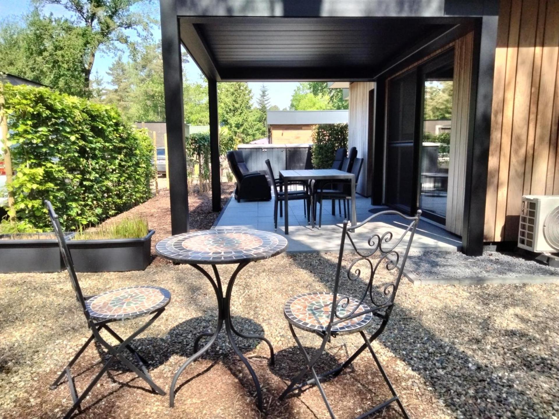 Theressa - Free Wifi En Netflix Zutendaal Exterior photo