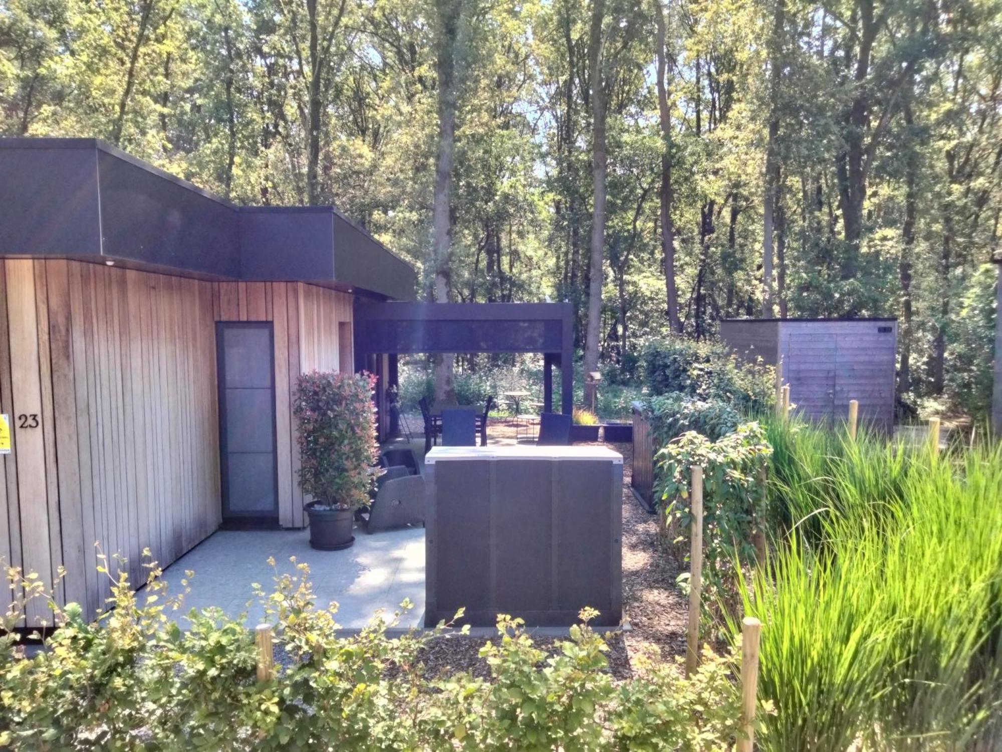 Theressa - Free Wifi En Netflix Zutendaal Exterior photo