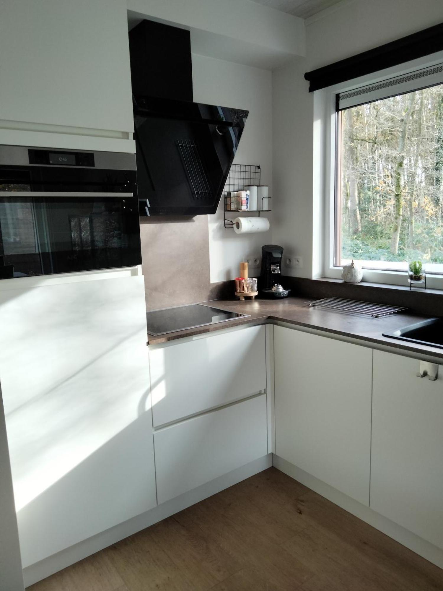 Theressa - Free Wifi En Netflix Zutendaal Exterior photo